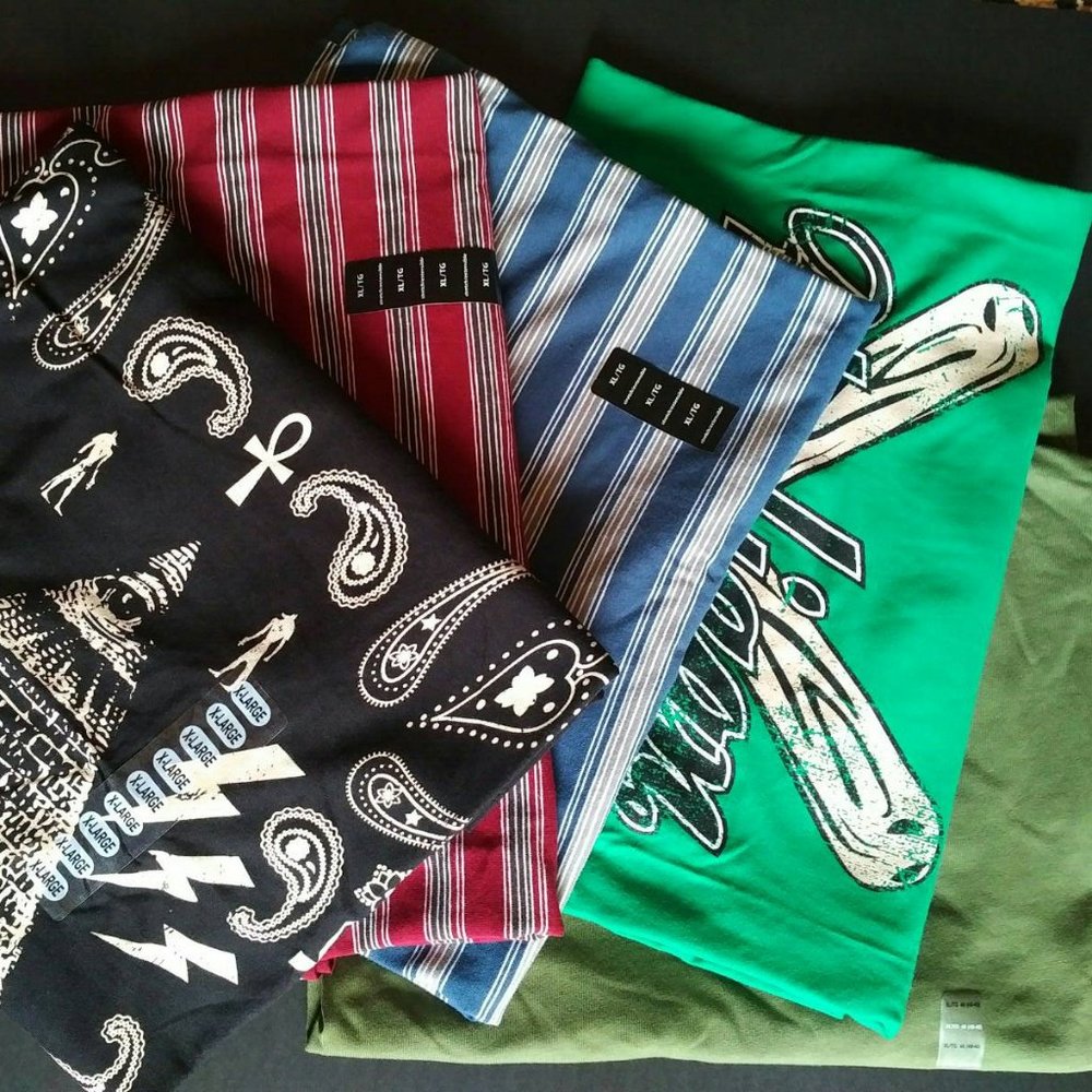 NEW Men's T-Shirt BUNDLE, XL, Various Colors, Set of 4!